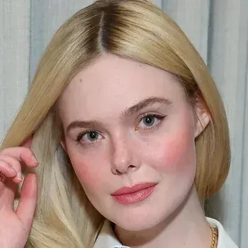 Elle Fanning — Light Spring celebrity example, very fair translucent skin and light golden blonde hair