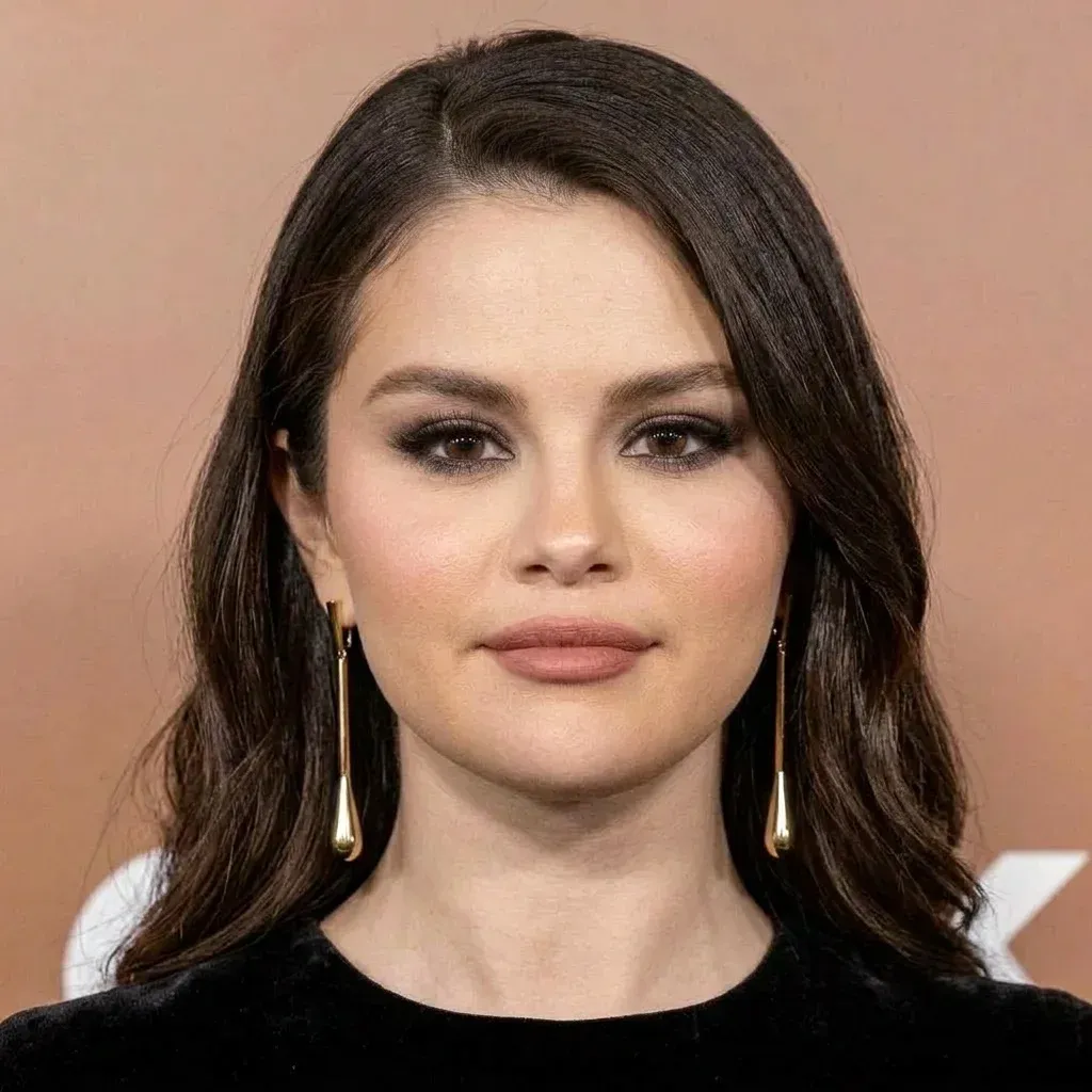 Selena Gomez with face shape annotations showing round proportions