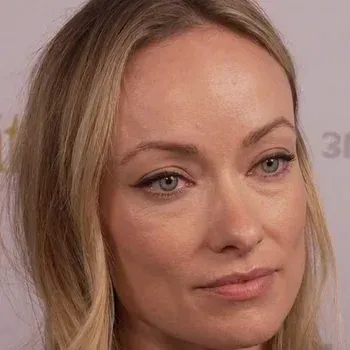Olivia Wilde — Soft Summer celebrity example, cool blue-grey eyes and fair cool skin with medium blonde hair