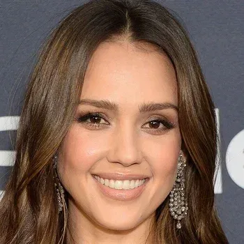 Jessica Alba — True Autumn celebrity example, warm golden-olive skin and warm brown hair with warm brown eyes