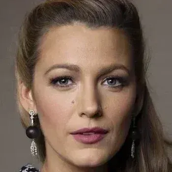 Blake Lively portrait — warm golden blonde hair, peachy skin, clear warm eyes, commonly cited True Spring celebrity example